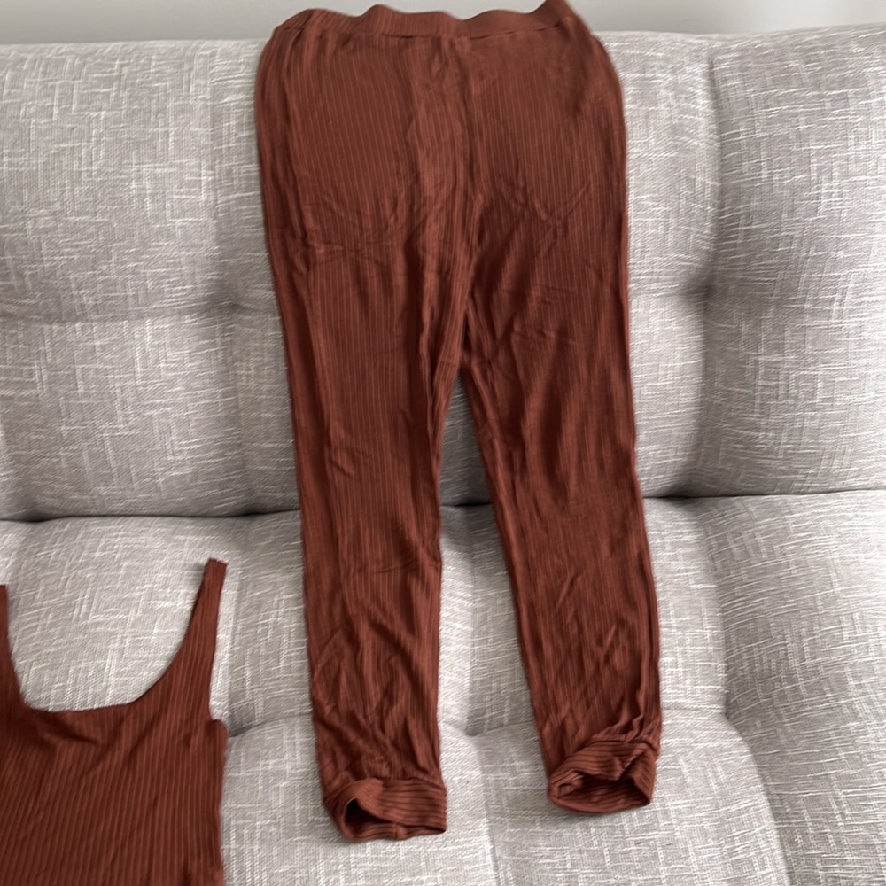 Reformation Ribbed Two-Piece Lounge Set in Rust Brown - Picture 8 of 13